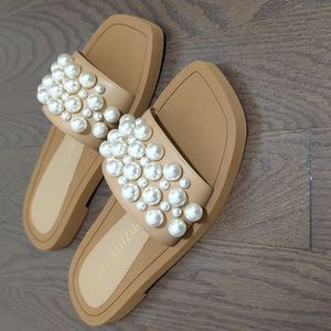 Stuart Weitzman Goldie Slide Pearl Camel